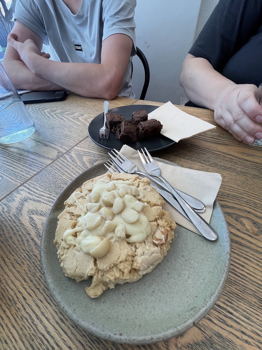 Joy Of Flora Cafe (Jof Cafe) Photo 10