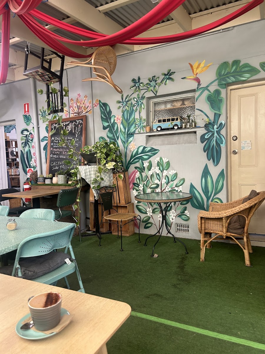 Joy Of Flora Cafe (Jof Cafe) Photo 2